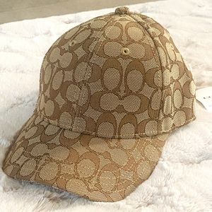 Coach Signature Jacquard Hat (NWT)